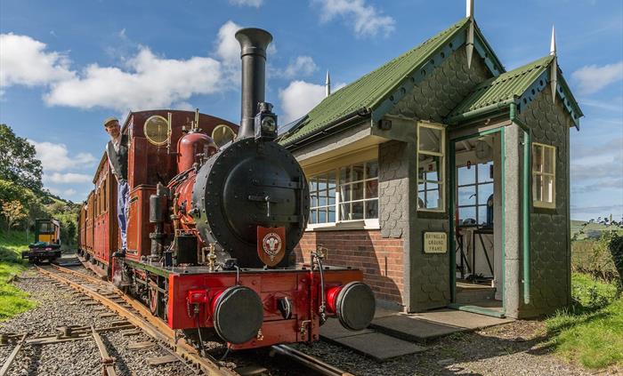 Loco No.2 'Dolgoch' leaves Brynglas blockpost heading for Abergynolwyn  Pic Barbara Fuller